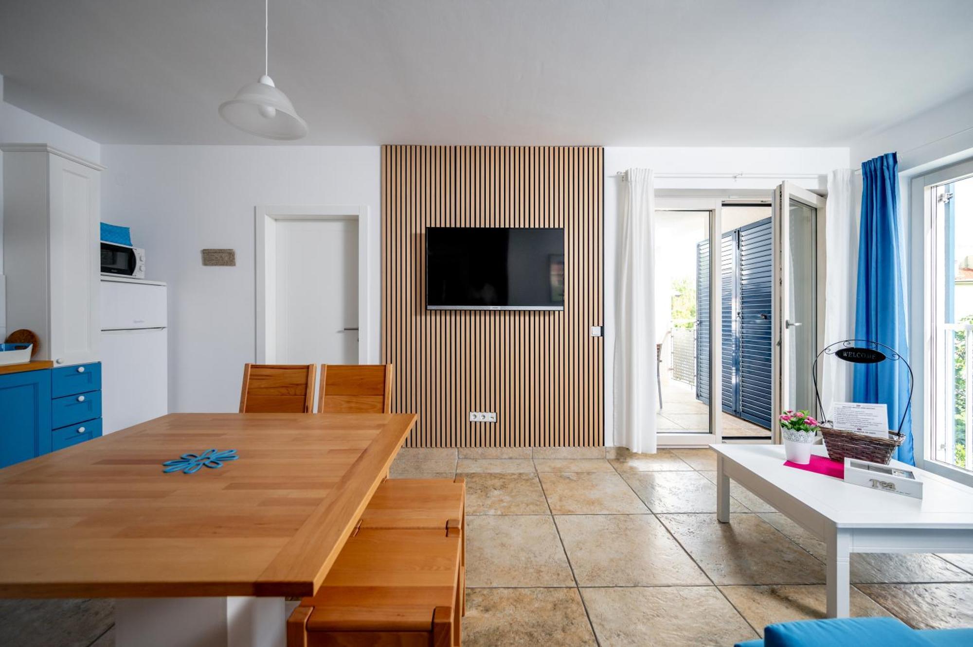 Adorami Apartments バスカ エクステリア 写真